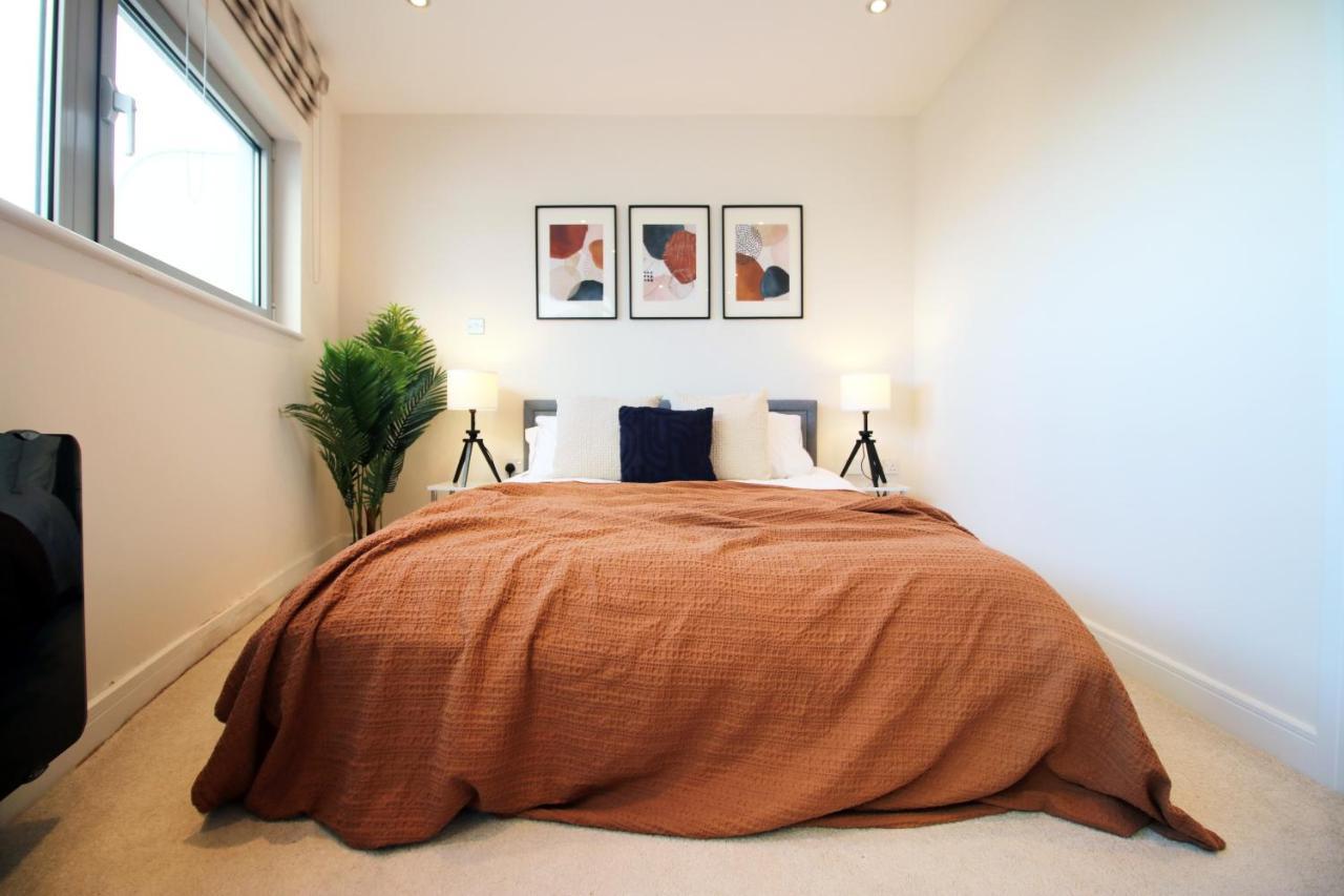 The Skyline - Luxury City Centre Flat With Designated Parking Cardiff Eksteriør billede