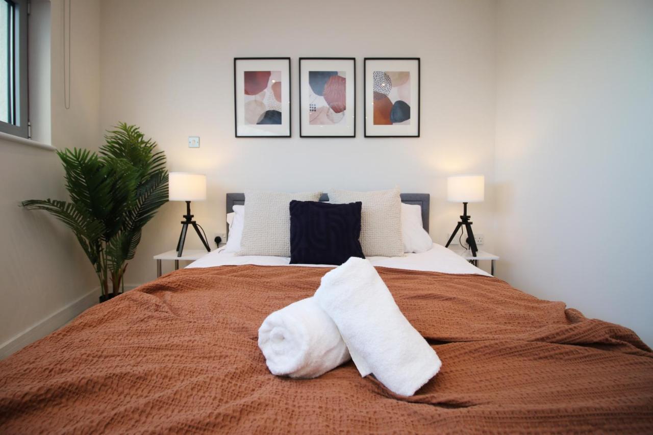 The Skyline - Luxury City Centre Flat With Designated Parking Cardiff Eksteriør billede