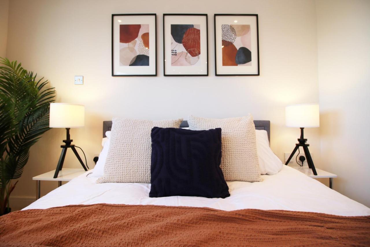 The Skyline - Luxury City Centre Flat With Designated Parking Cardiff Eksteriør billede