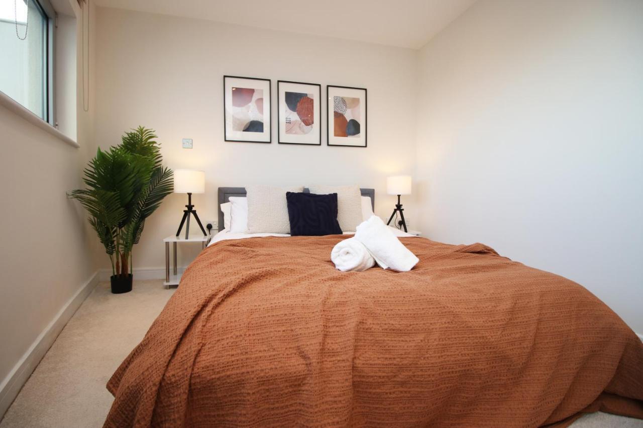 The Skyline - Luxury City Centre Flat With Designated Parking Cardiff Eksteriør billede