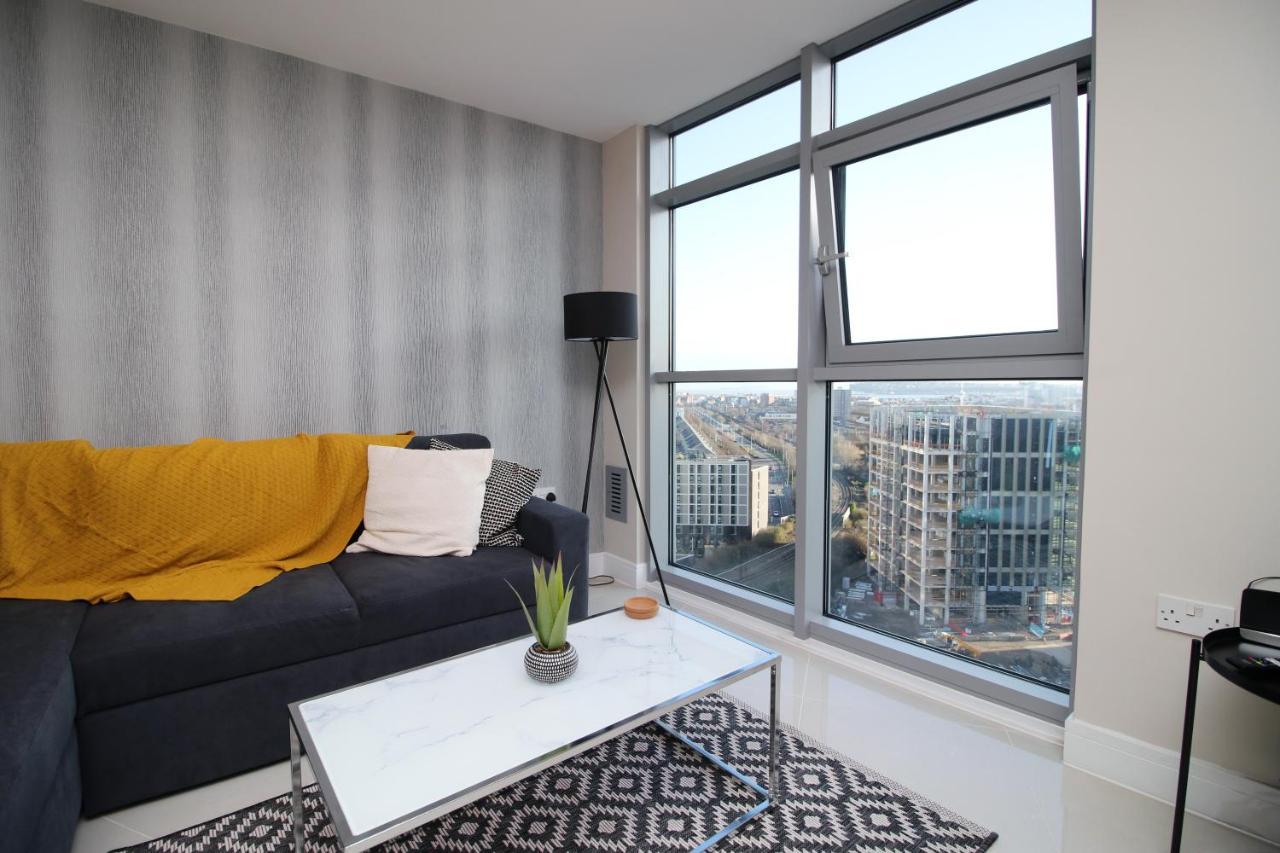 The Skyline - Luxury City Centre Flat With Designated Parking Cardiff Eksteriør billede